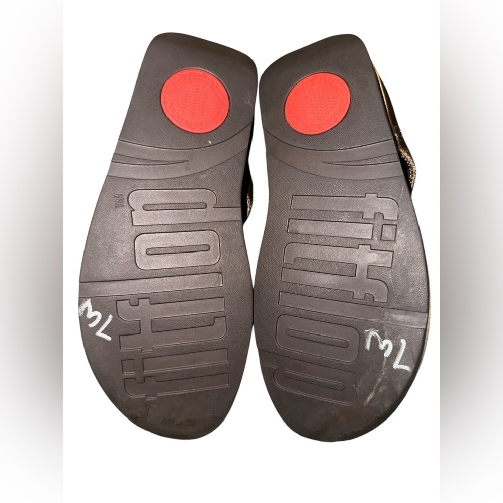 FitFlop Cha Cha Women’s Flip Flop Bronze - Picture 5 of 9